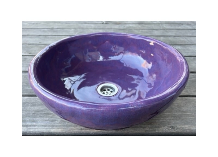 Duża ceramiczna umywalka nablatowa fiolet