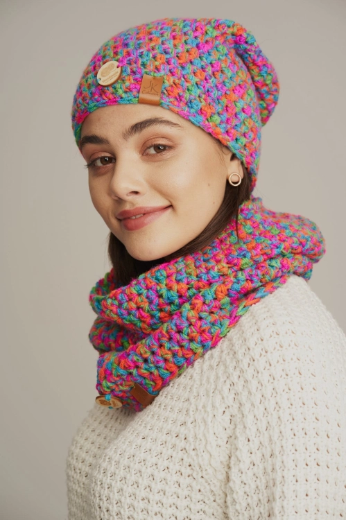 pol_pl_Zimowy-komplet-Damski-handmade-2989_4.jpg