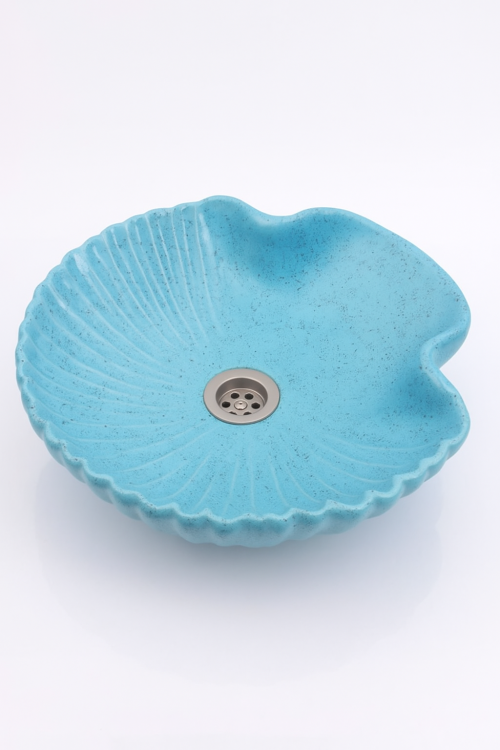 Mała ceramiczna umywalka muszla niebieska