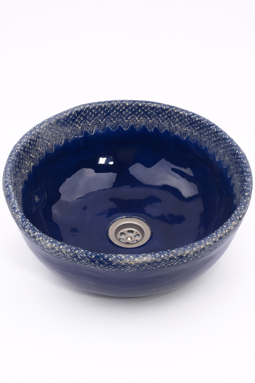 Ceramiczna umywalka nablatowa granatowa z koronką