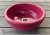 Mała ceramiczna umywalka różowa 29 cm