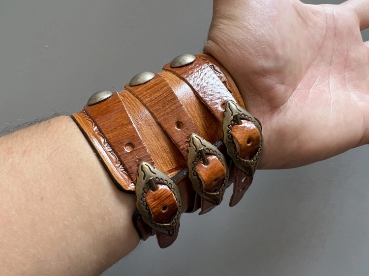 Męska bransoletka opaska skóra niedźwiedź