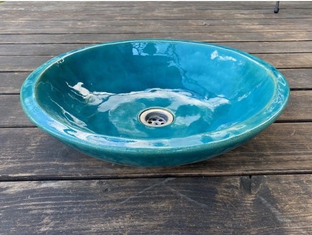 Ceramiczna umywalka nablatowa ręcznie robiona
